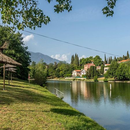 Camping Les Rives Du Lac De Vinca 외부 사진