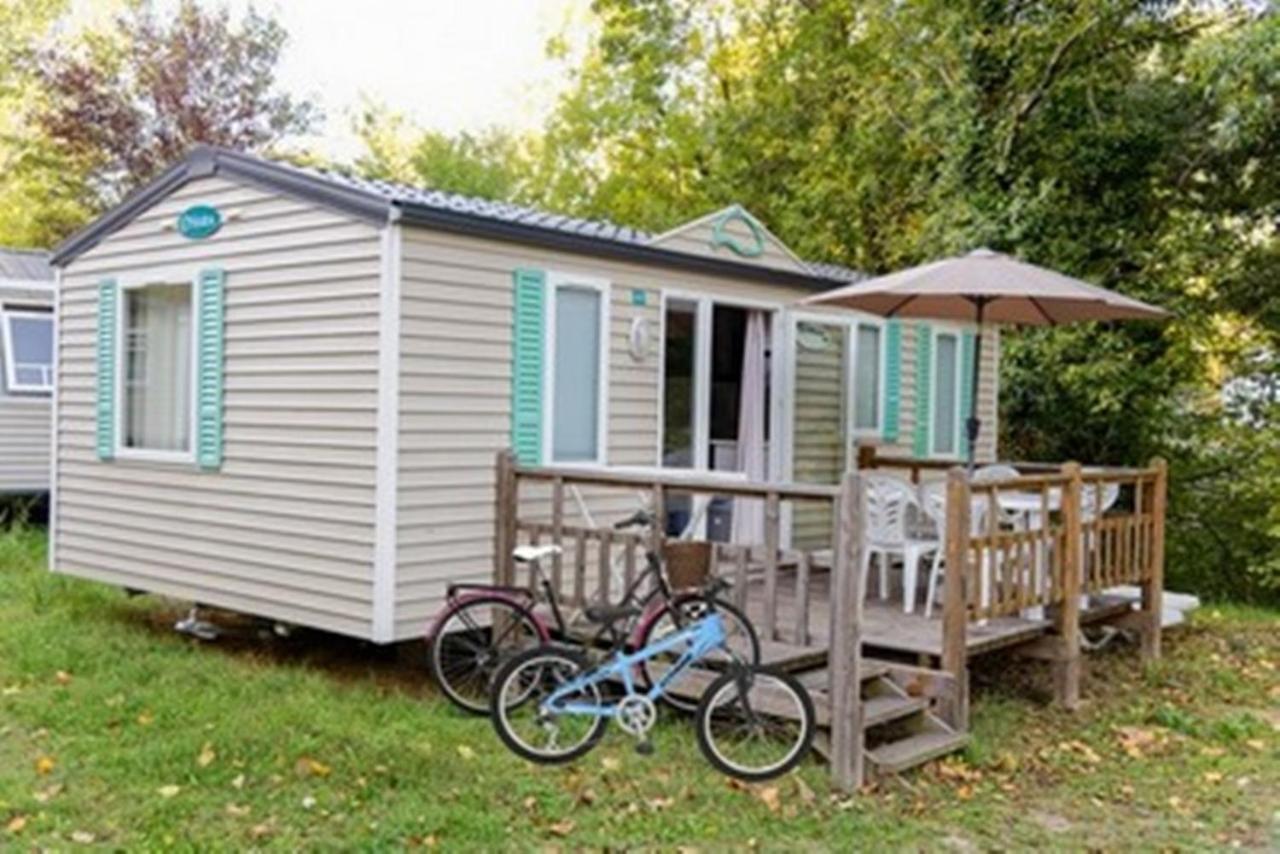 Camping Les Rives Du Lac De Vinca 외부 사진